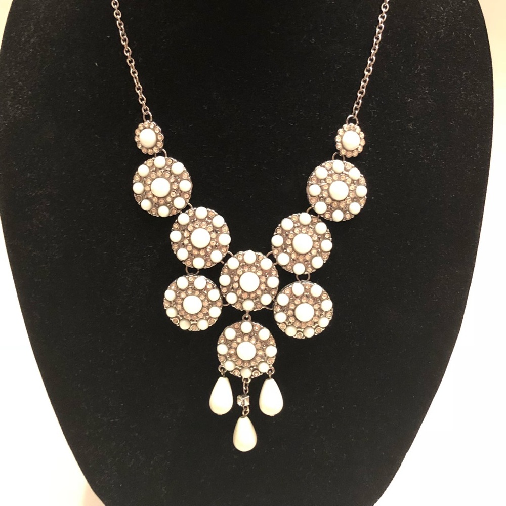 Pale Green Necklace